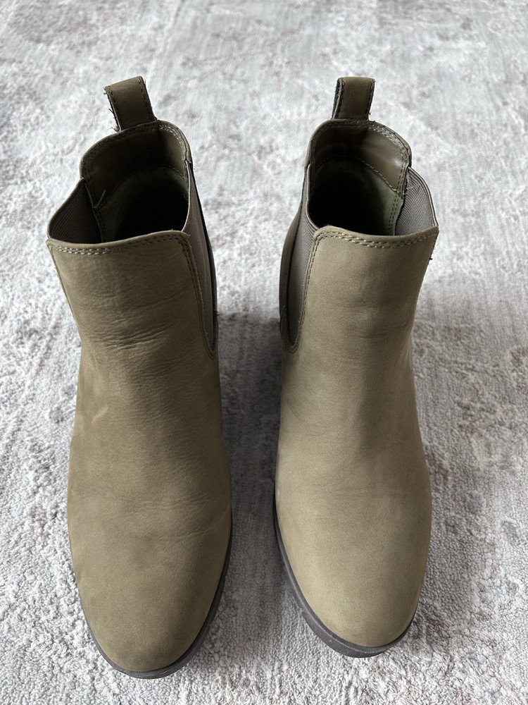 Cliffs by White Mountain Women's Olive Wedge Heal Pull On Ankle Boot Sz 9 Chic