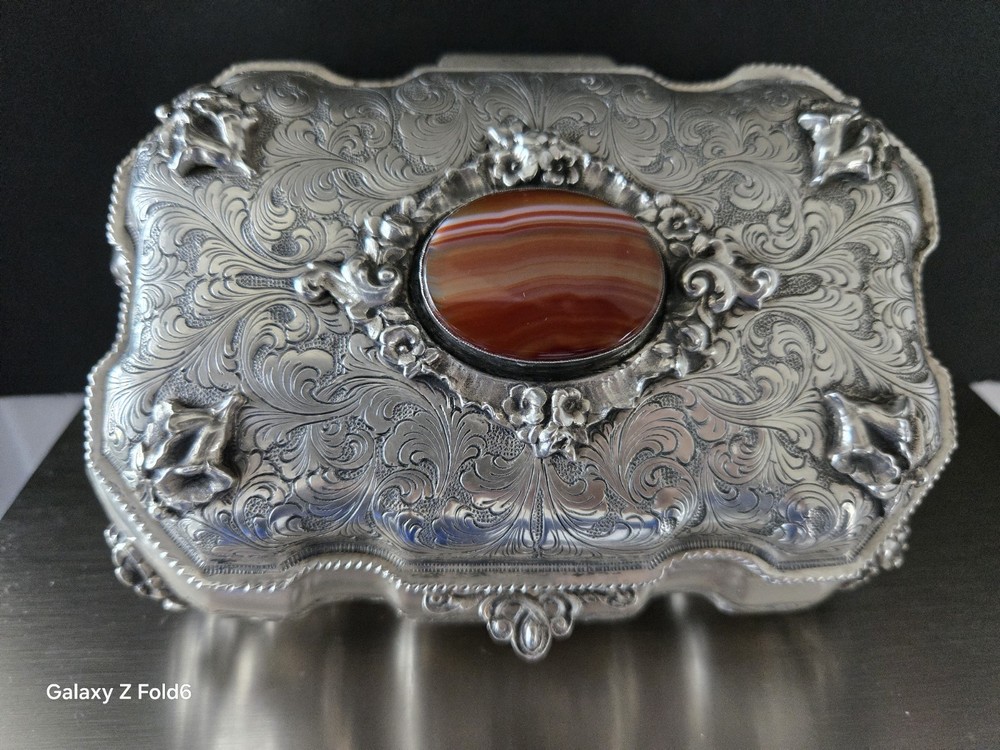 Fine Italian 800 Silver Box