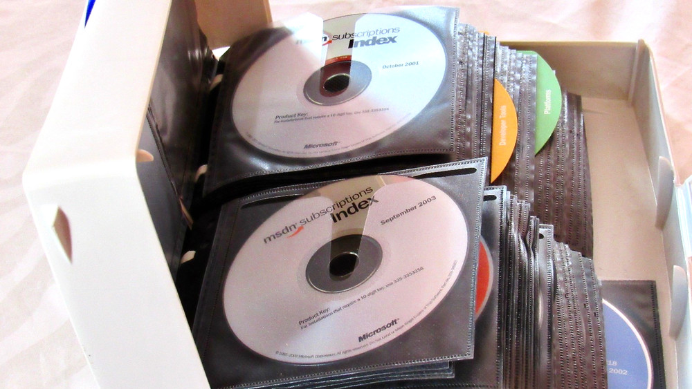 New MSDN Microsoft Developer Discs Library Archive Index SDK Platforms HARD CASE