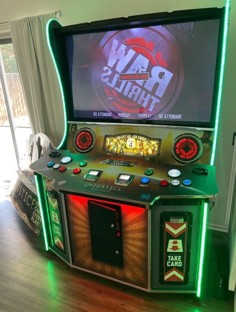 Injustice Series 4 Arcade Machine Series 4!!! Works great!