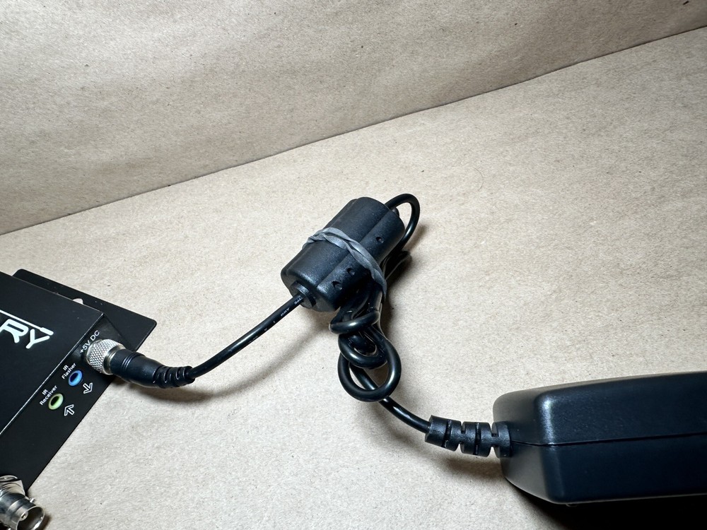 Binary B-400-1COAX-HDIR Transmitter and Power Cord ONLY