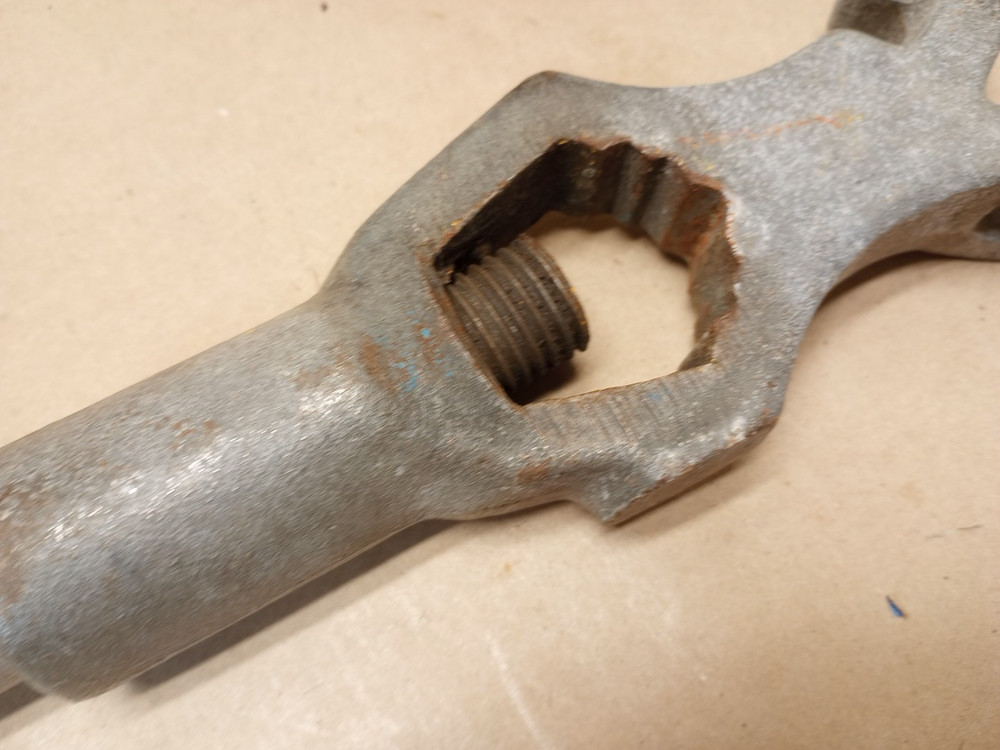 Adjustable Combination Hydrant Spanner Wrench Steel