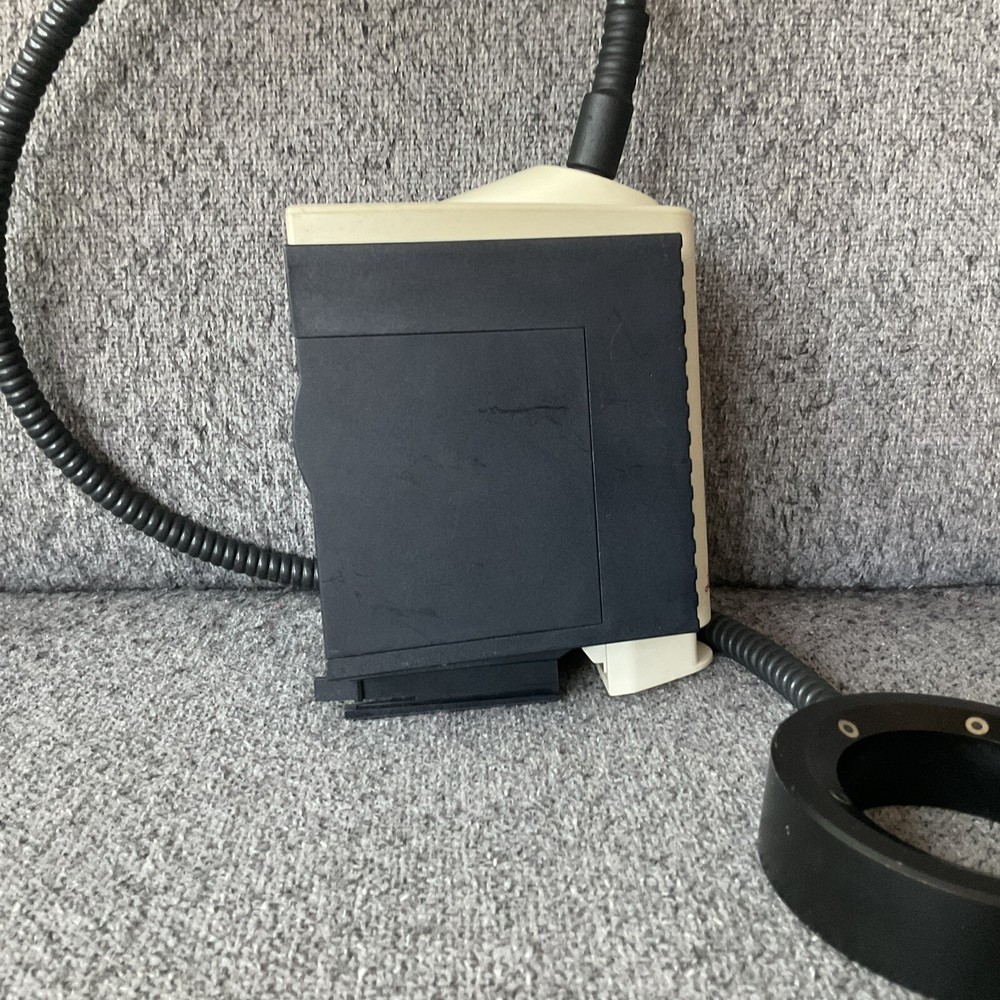 Leica Microsystems Leica L2 Cross Line Halogen Cold Light Source