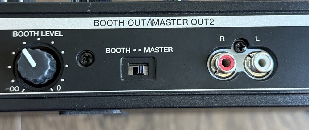 Pioneer DDJ-SR Digital DJ Controller