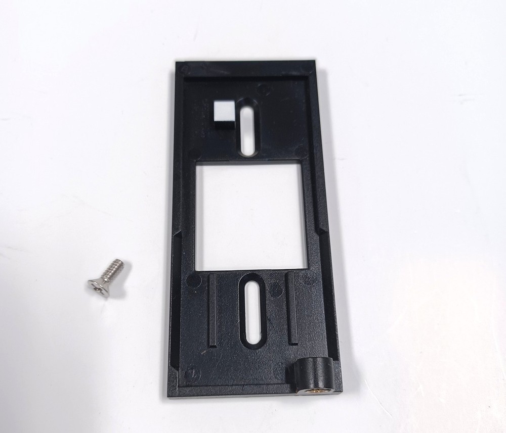 HID iCLASS R10 Reader Mounting Plate with Screw, MultiCLASS RP10 Bracket, Used