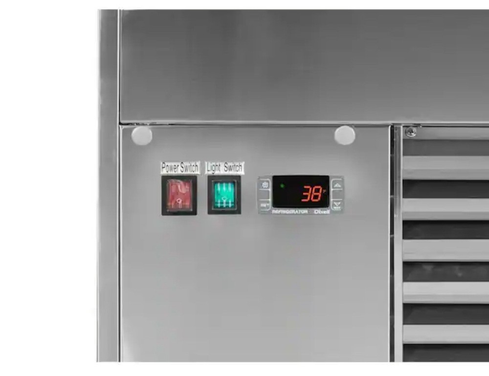 Koolmore RBD30C 71" Refrigerated Bakery Display Case