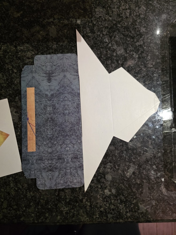 Pyramid Explorer's Kit, New, Open Box