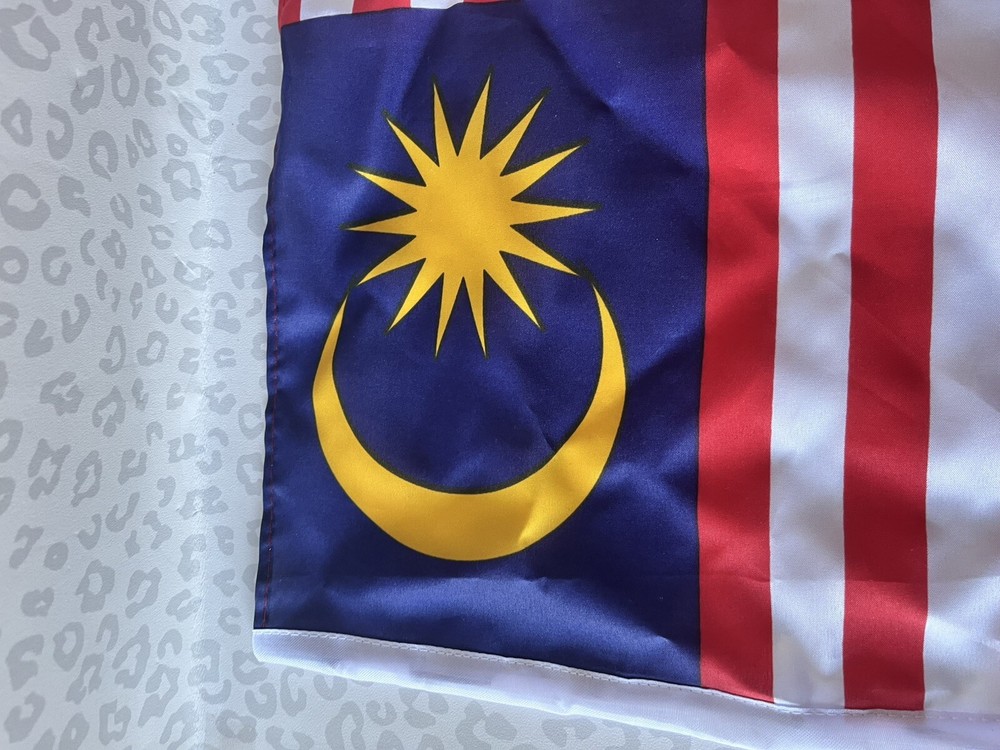 Malaysia Medium Fabric Polyester Flag Approx. 18" x 11" With Threadable Edge