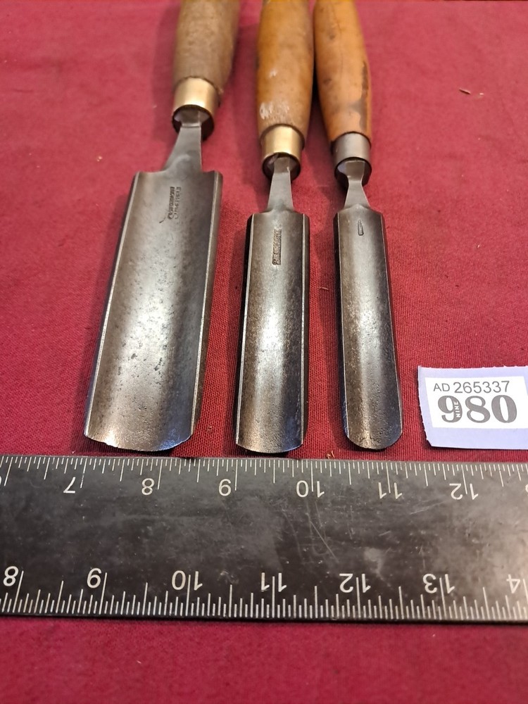3 Pieces of Vintage Carving Gouges 2 x Stormont & Another. Larger Piece 1-1/2"