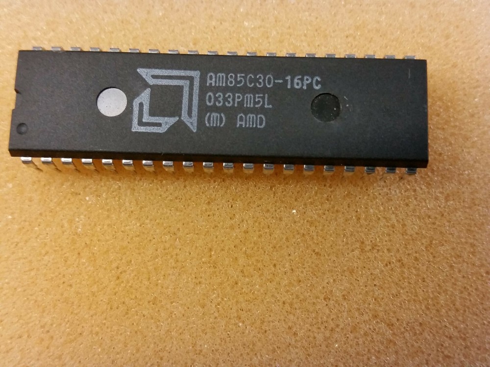 AM85C30-16PC communications controller 