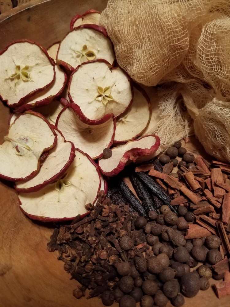 SIMMERING POTPOURRI GRANDMAS APPLE PIE