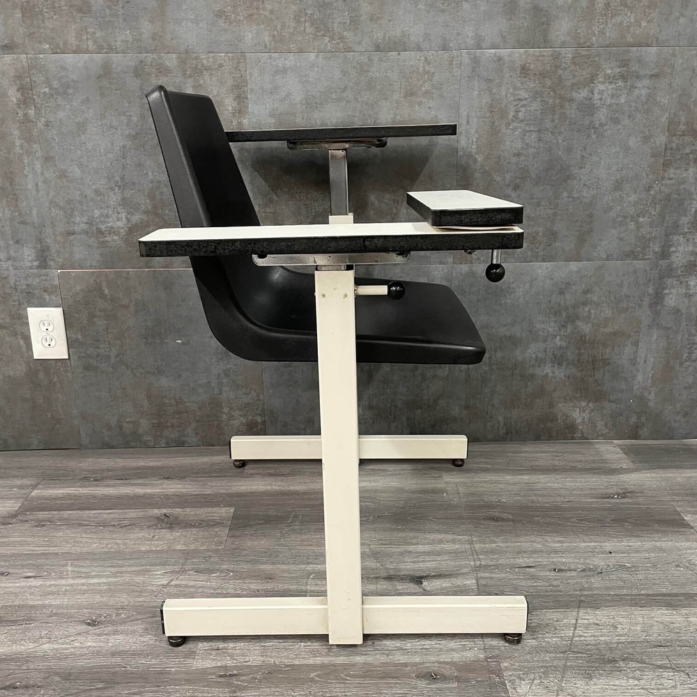 Mesa Blood Drawing Chair