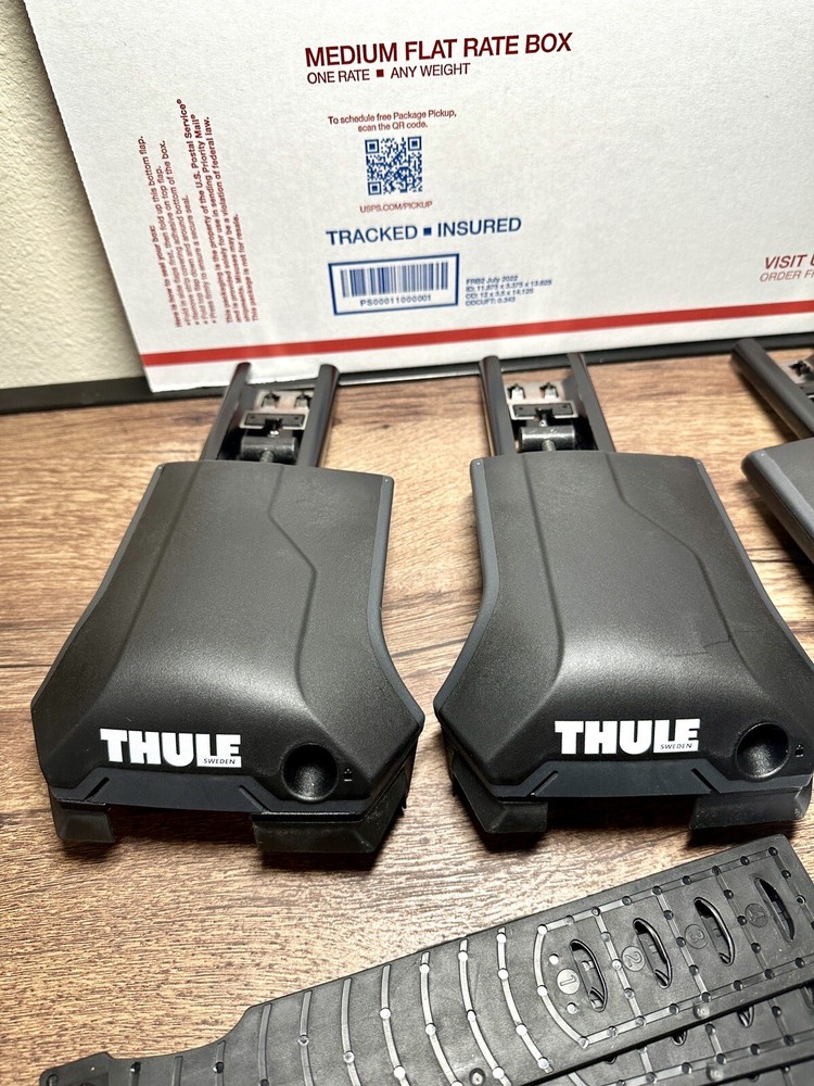 Thule Edge Raised Rail Foot Pack 720401 (New/Repackaged) + Free Thule Lock Set!