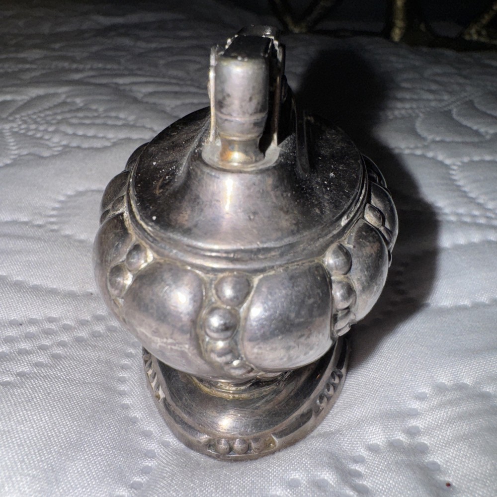 Vtg 1949 Ronson Senator Table Top Lighter