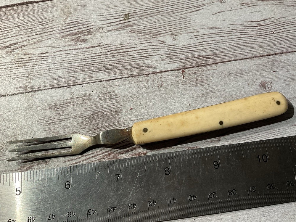 ORIGINAL CIVIL WAR FOLDING FORK