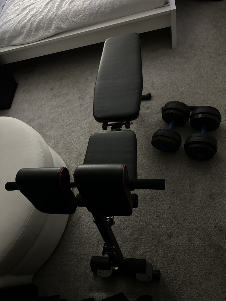 Workout bench with weights
