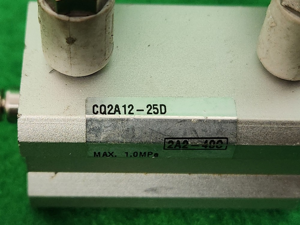 SMC CQ2A12-25D Cylinder, USED