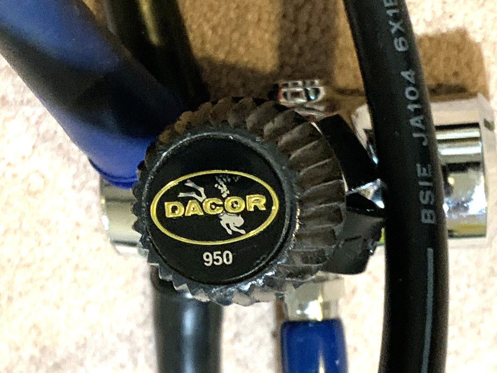 SCUBAPRO CONSOLE, RUGULATOR, VALVE $200