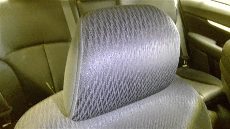 LEGACY    2012 Headrest 304623