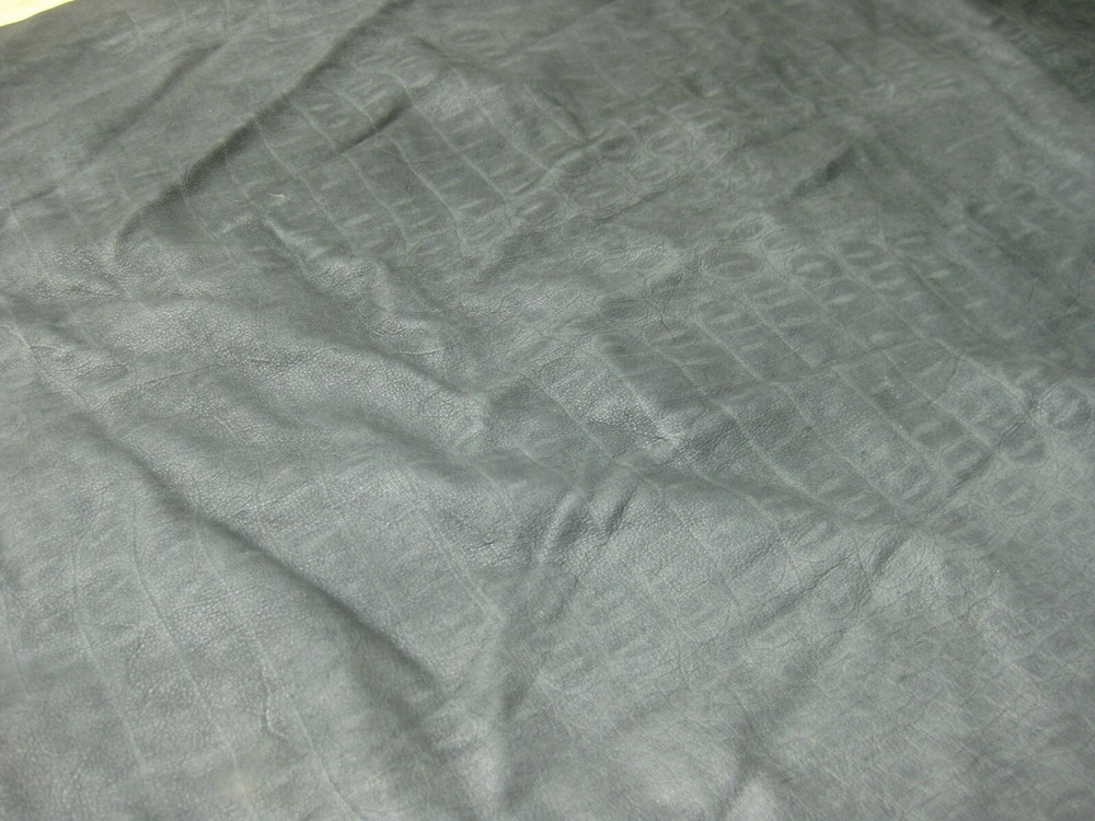 Black Top Grain Buffalo Leather #0009210 Has Patterns ROW 76
