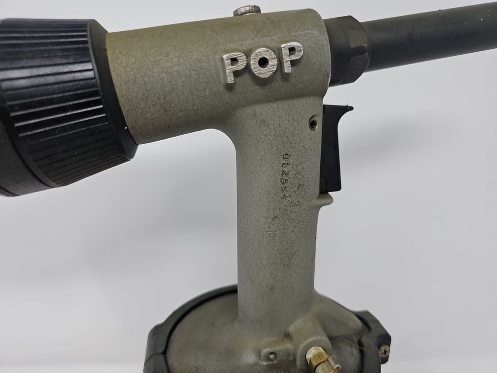 Pop Model 5400 Pneumatic Revitter Air Riveter Rivet Tool
