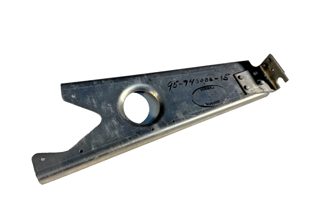 95-940000-15 Beechcraft Engine Control Bracket NEW