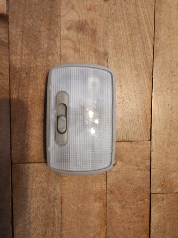 2008 Honda Civic rear complete dome light