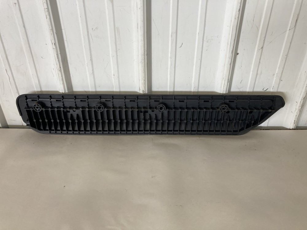 Kenworth T680 ALUMINUM Right/Passenger THRESHOLD Trim/Panel