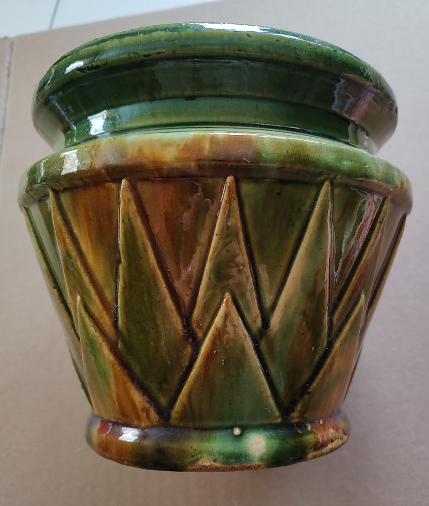 Large McCoy pot