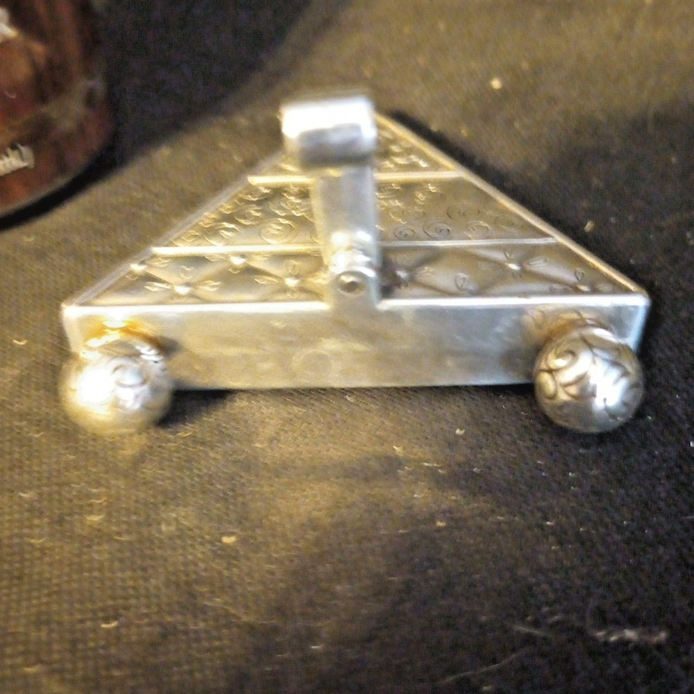 Brighton VINTAGE Mini Pewter Triangle Desk Clock Works NEW BATTERY
