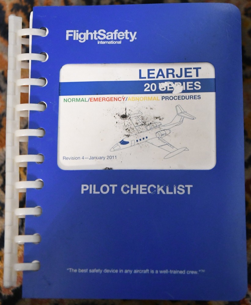 FlightSafety Learjet 20 Series Pilot Checklist
