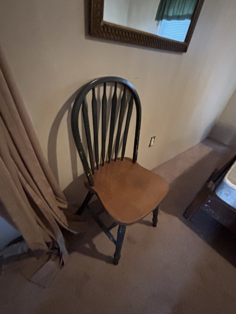 Oak Top Dining Room Table w/ 8 Chairs