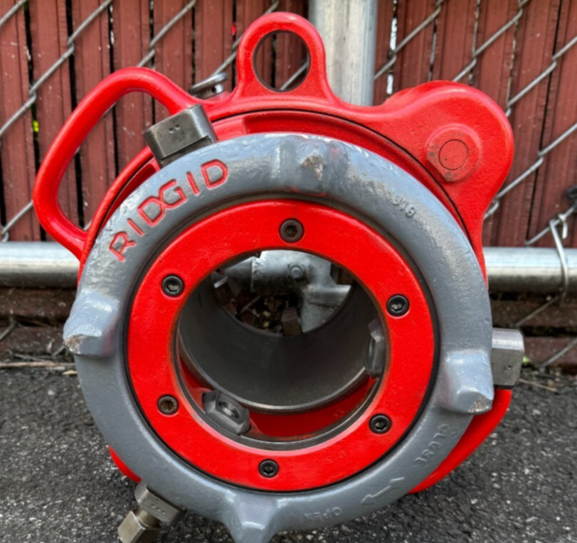 RIDGID 141 PIPE THREADER 2-1/2"-4" 36620 RECEDING GEARED THREADER