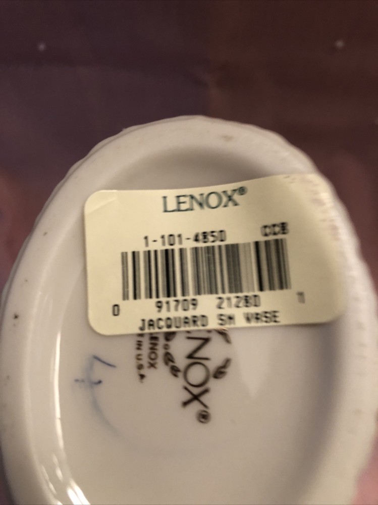 Lenox 7” Vase