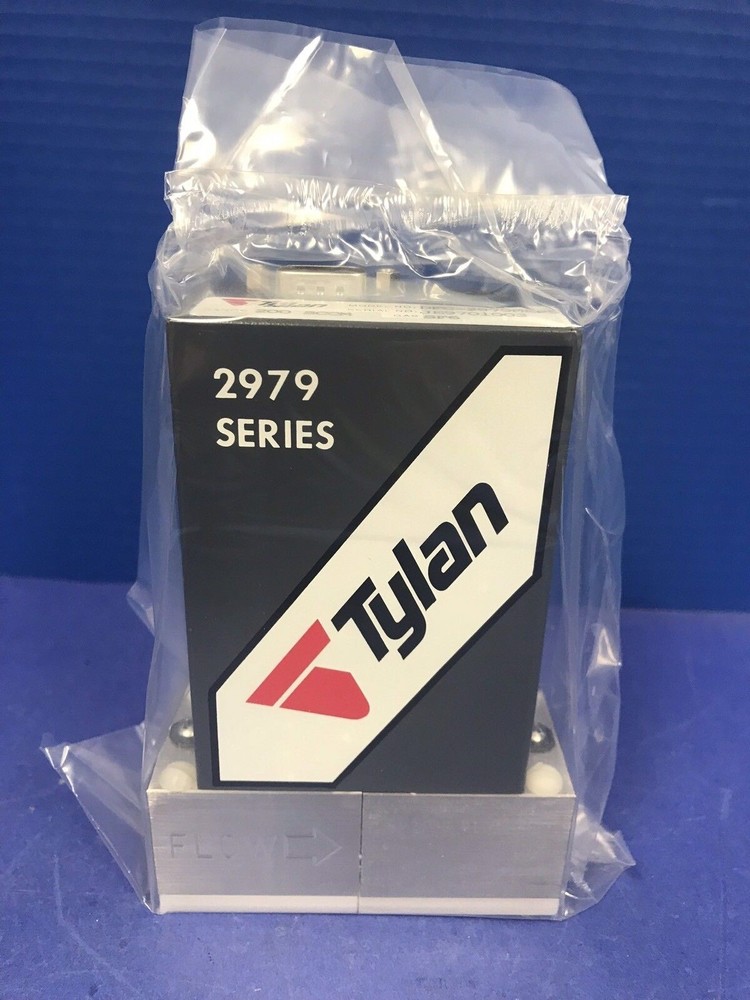 Tylan 2979 MFC Mass Flow Controller SF6, 200 SCCM, Block Mount, Refrb