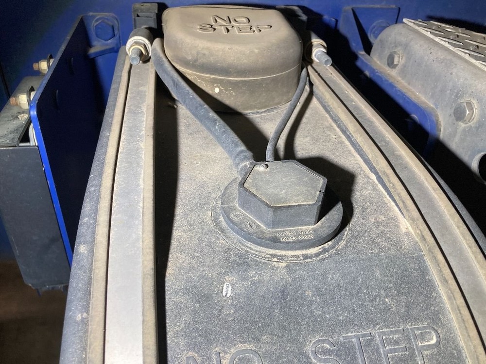 Peterbilt 365 DEF Sensor - Used