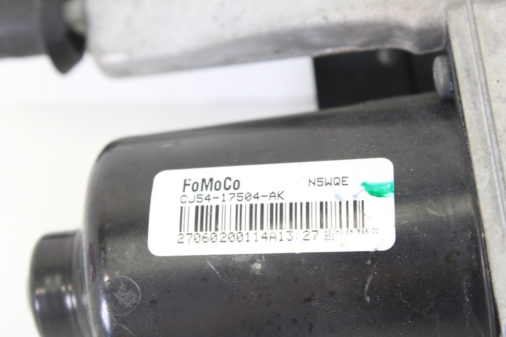 2013-2019 FORD ESCAPE FRONT LEFT DRIVER WINDSHIELD WIPER MOTOR OEM