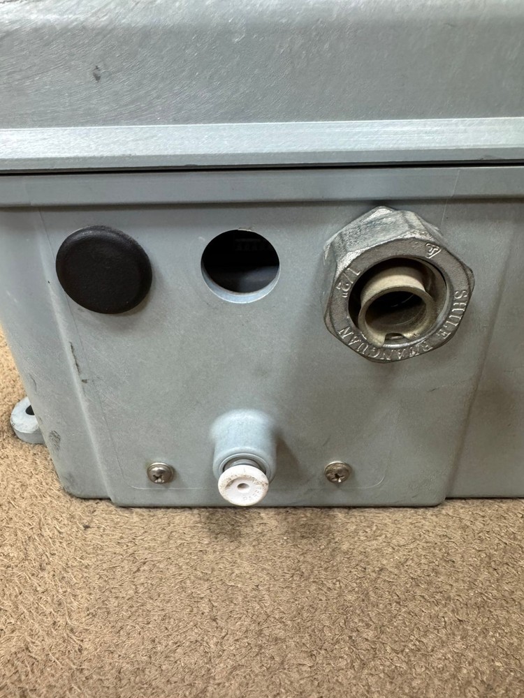 Hach / Chlorine Analyzer / CL-17 / 54400-60