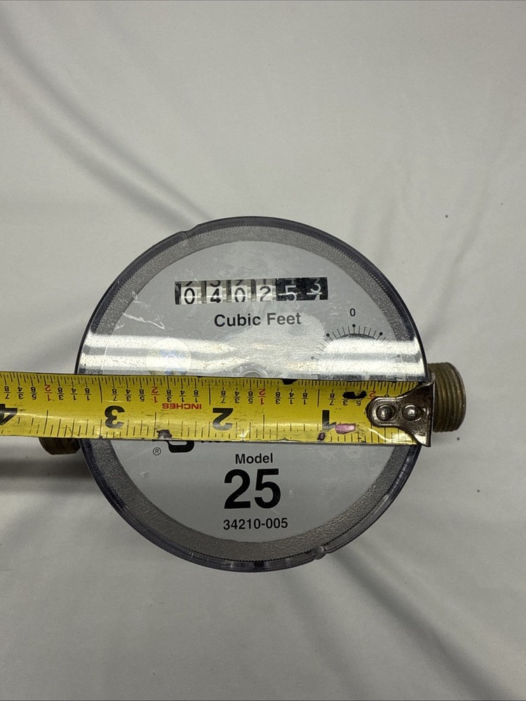 BadgerMeter Read-o-Matic Water Meter Model 25 1 Cubic Foot