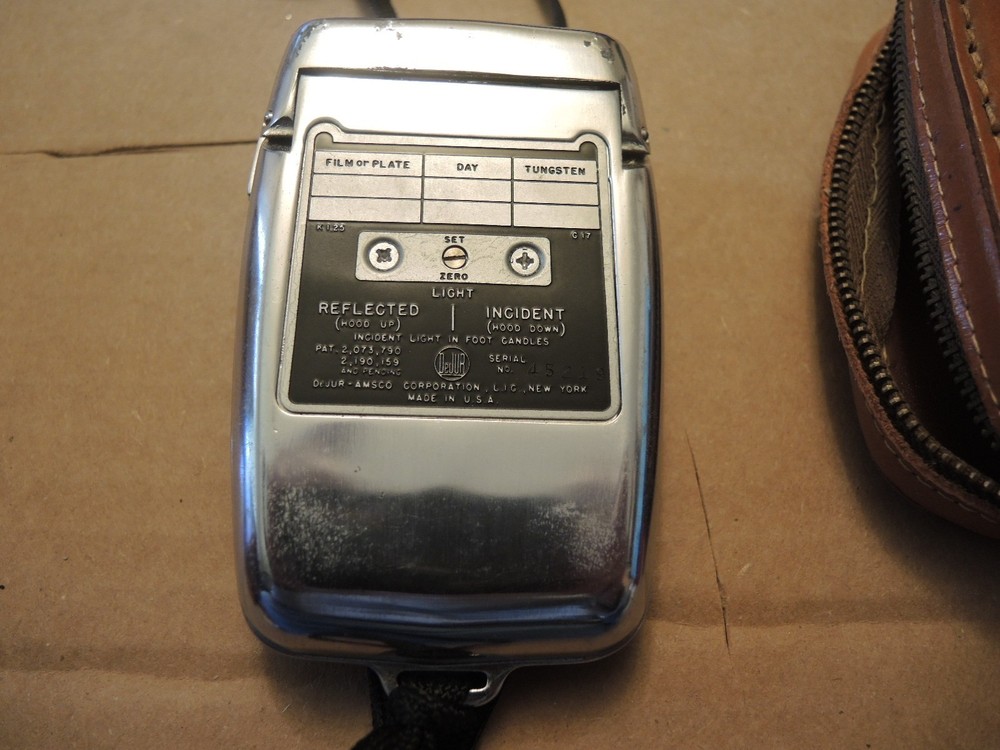 DeJur Dual Professional Light Meter With Case -- Tested, Light Reactive