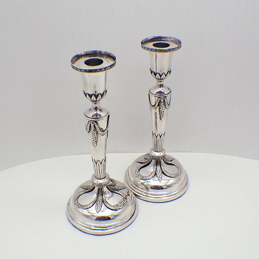 Candlesticks Pair Wreath Designs 13 Loth Silver 1820