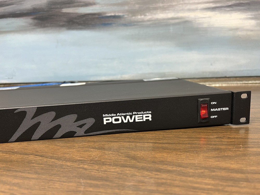 Middle Atlantic PD-915R Power Distribution Unit - Black Works