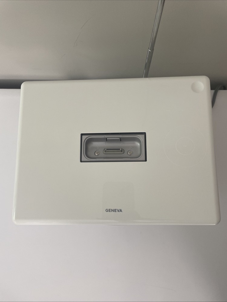 Geneva Sound System Model S White