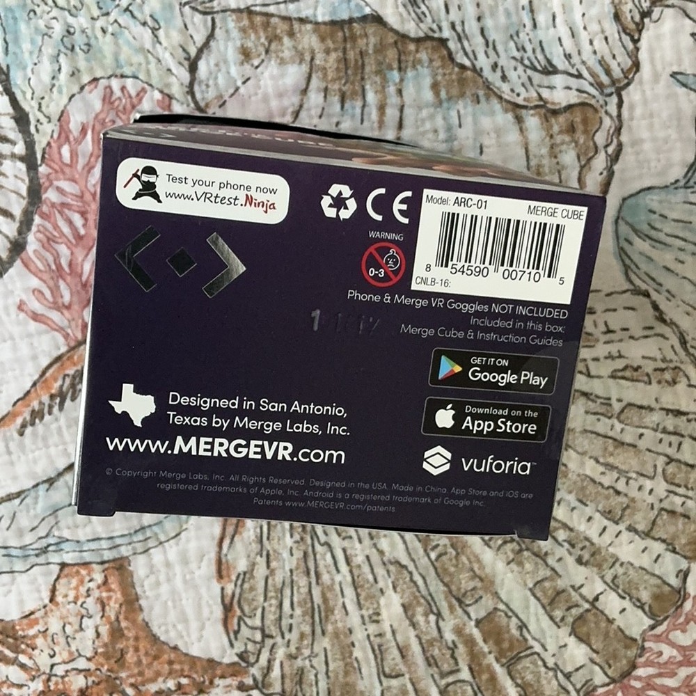 Merge Cube AR/VR Hologram Toy - Interactive Apps & Mobile Mode