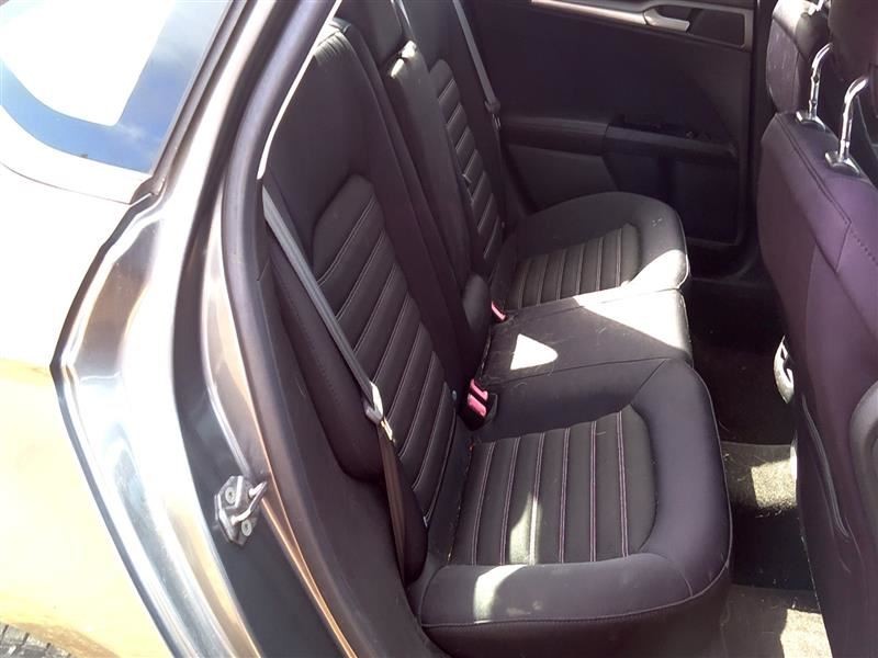 FUSION 2013 High Mounted Stop Light 1037501561