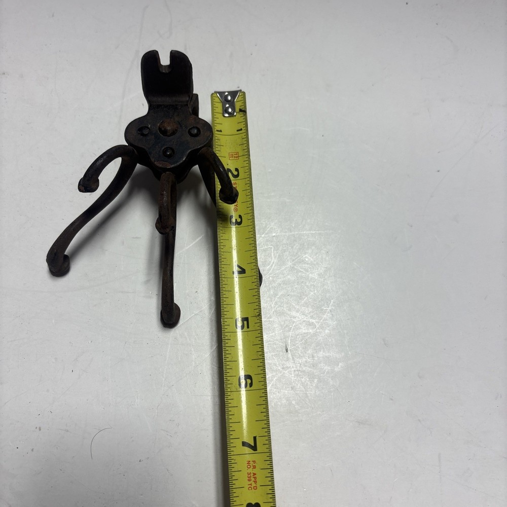 Victorian Multi 3 Hook - Iron Hanging On Wall