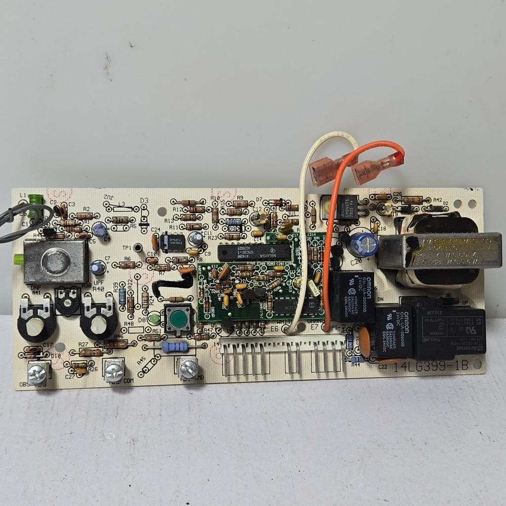 Chamberlain 41A4252-6A LOGIC BOARD GREEN BUTTON ONLY BOARD