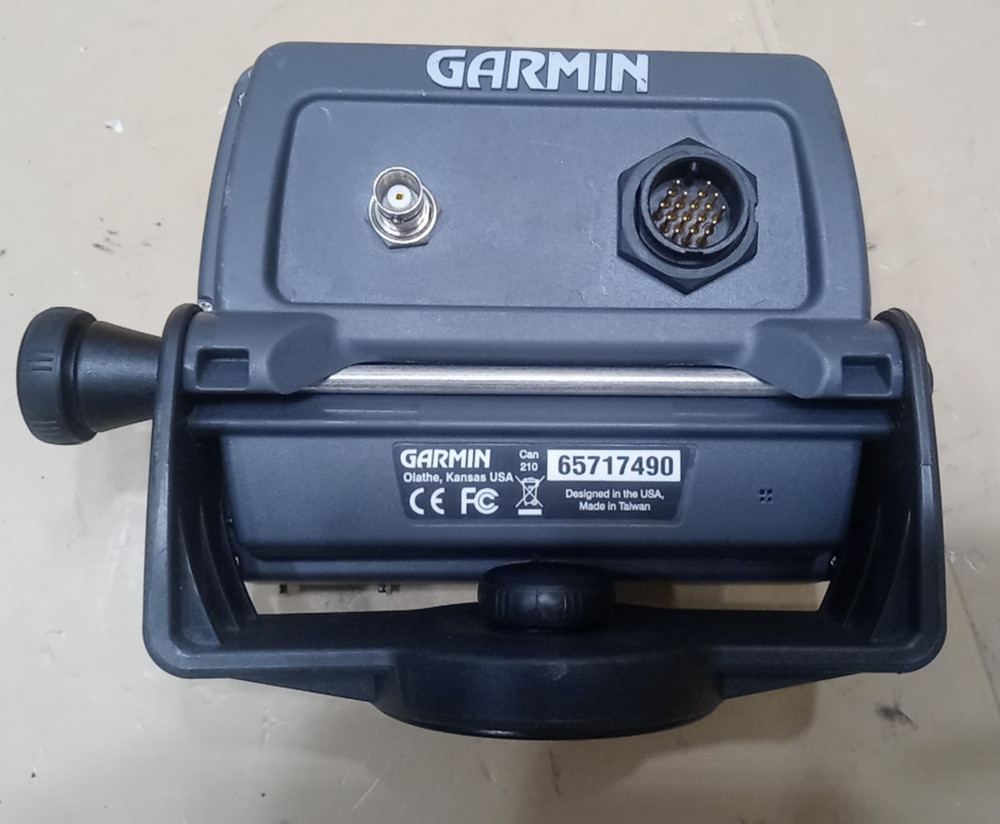 GARMIN GPSMAP 172C chartplotter GPS Marine Navigator Same As Pictures