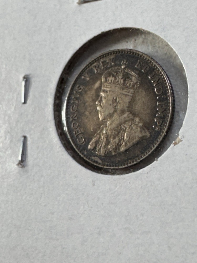1911 Canada 5 Cents Silver Coin