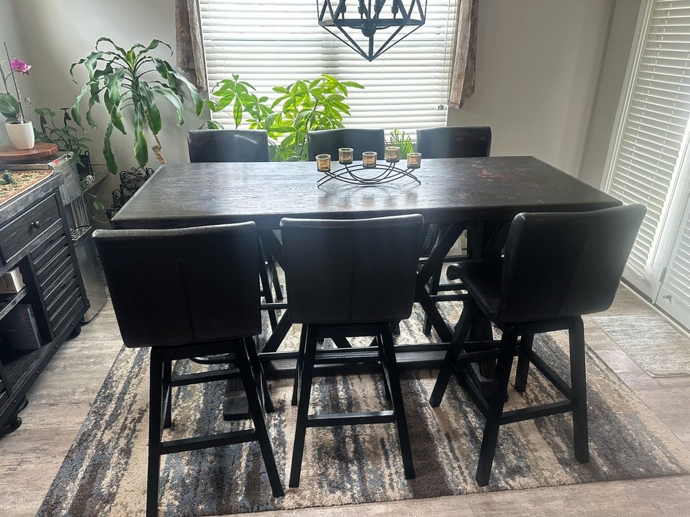 Kitchen Dining Bar height table w 6 Chairs
